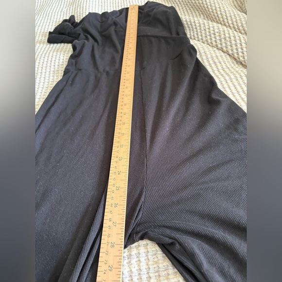 See you Monday Anthropologie jumpsuit wide leg ribbed black short sleeve size M - Picture 11 of 13